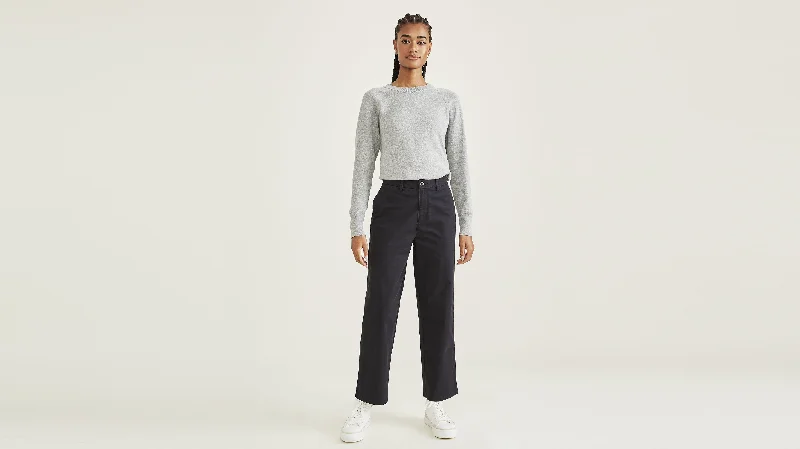 Twill Women Shorts with a Smooth Texture and DurabilityWeekend Chinos, High Straight Fit Twill Women Shorts with a Smooth Texture and DurabilityWeekend Chinos, High Straight Fit