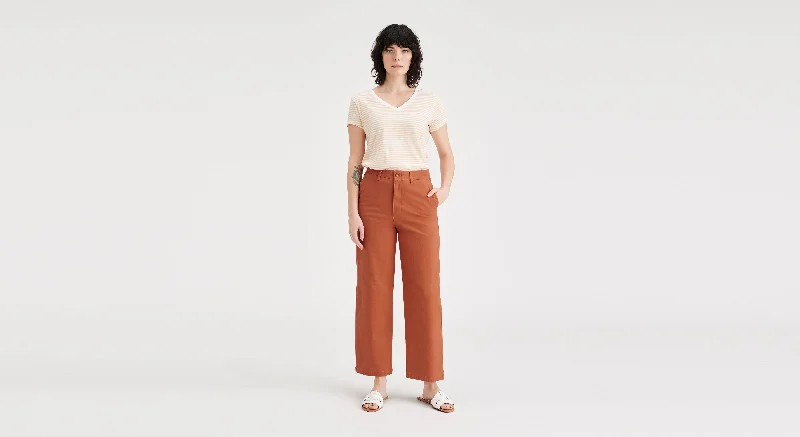 Stretchable Women Shorts for Maximum MobilityWeekend Chinos, Straight Fit