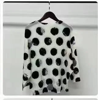 Ruffled - hem cover ups for a cute and feminine lookVanite Couture Top 88238 White Dots F24 Ruffled - hem cover ups for a cute and feminine lookVanite Couture Top 88238 White Dots F24