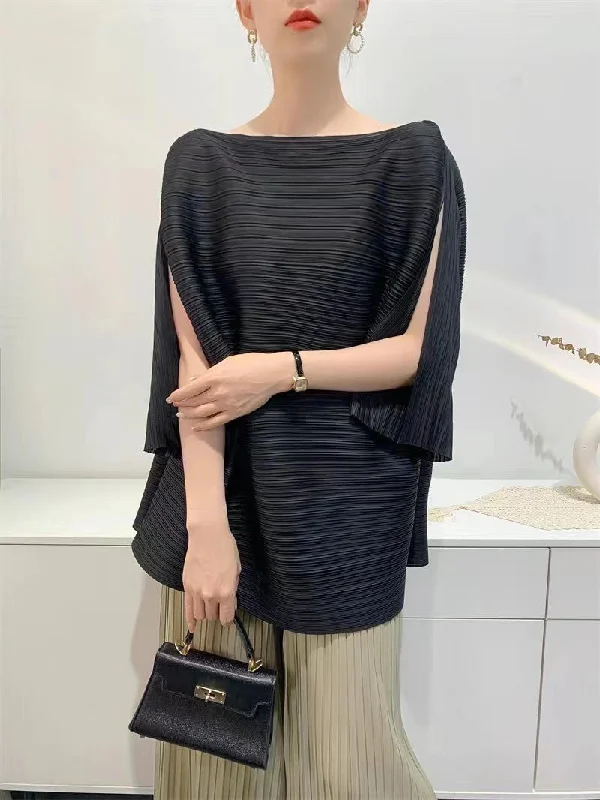 Poncho - style cover ups for a cozy and fashionable beach accessoryVanite Couture Top 88341 F24 Poncho - style cover ups for a cozy and fashionable beach accessoryVanite Couture Top 88341 F24